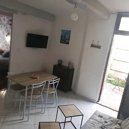 Lägenhet O P'tit 44 + Terrasse Dans Le Vieux *