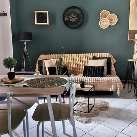 O P'tit 44 + Terrasse Dans Le Vieux * Honfleur