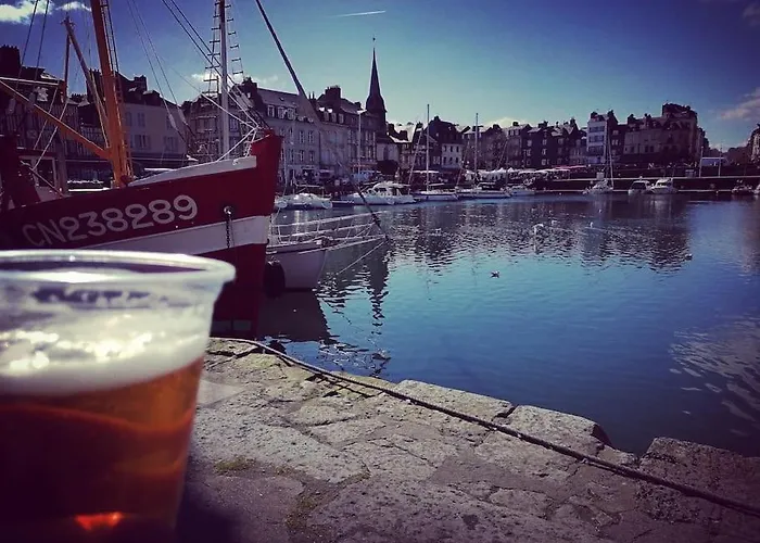 O P'tit 44 + Terrasse Dans Le Vieux Апартаменты *